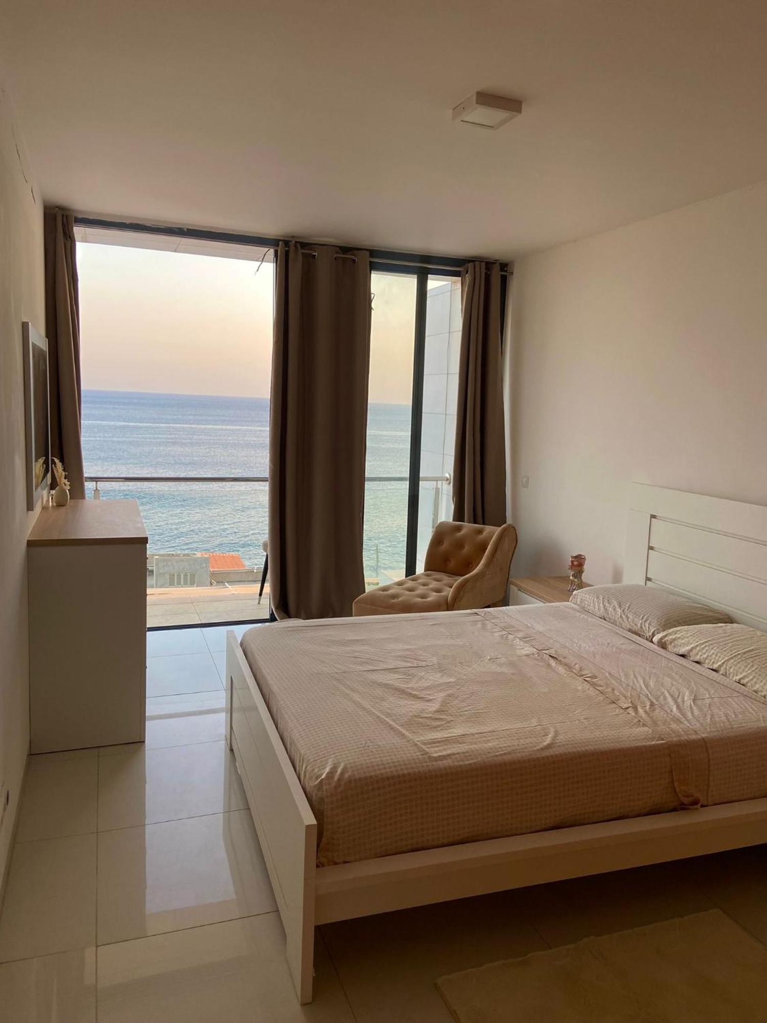 Nice Duplex, 프라이아 외부 사진